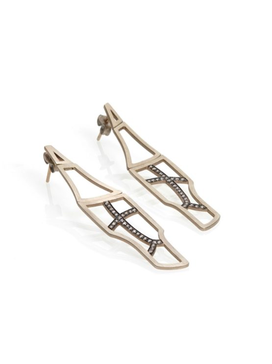 tethrippon-earrings-gold-diamonds