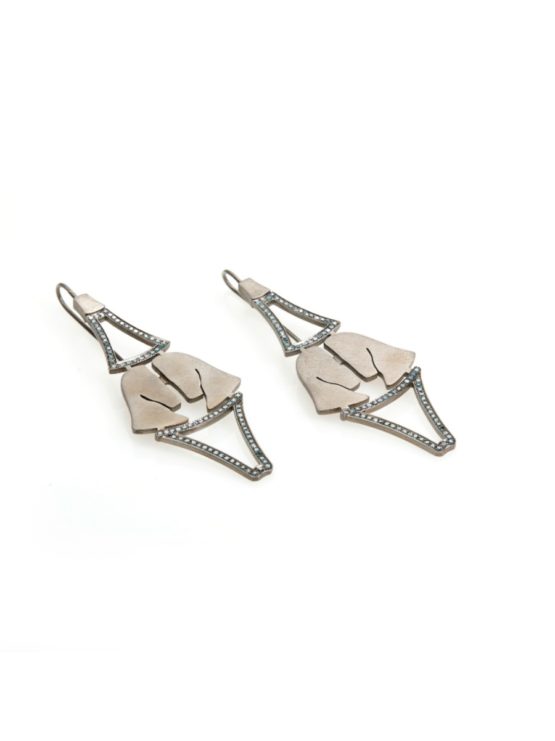 tethrippon-earrings-silver-BRILLIANT